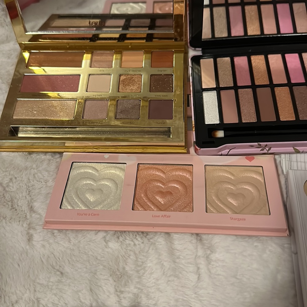 Makeup bundle shadow - Picture 3 of 4